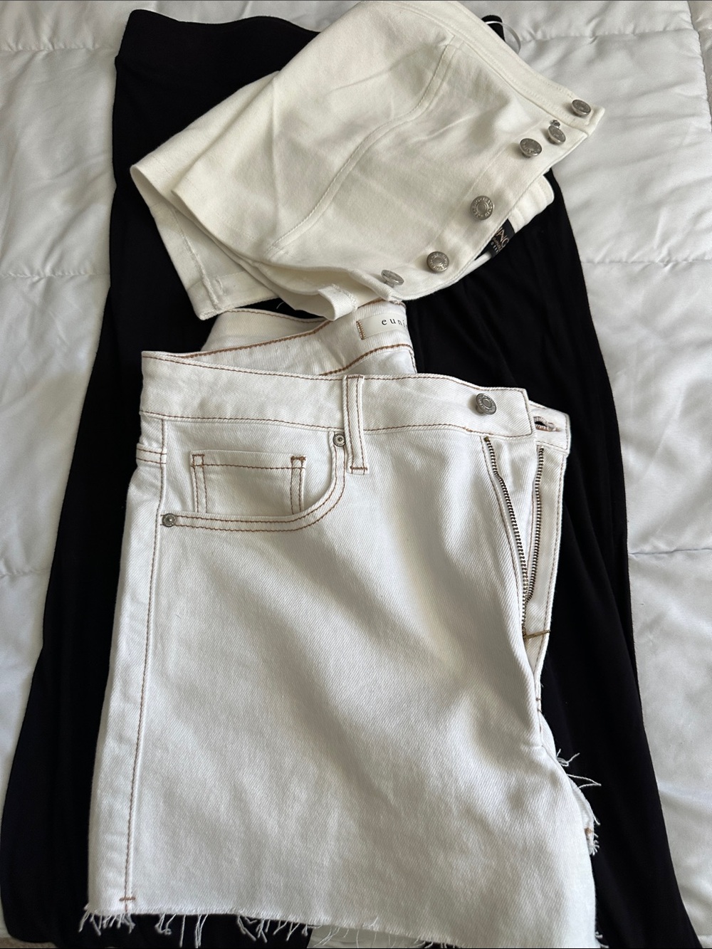 Flying Tomato White High-Rise Frayed Hem Denim Shorts - Picture 6 of 8